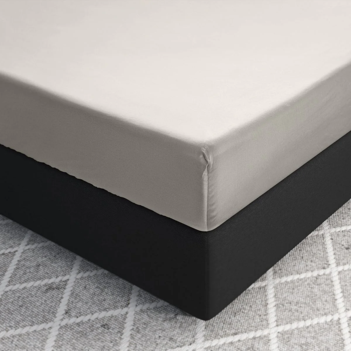 Primaviera Satijnen Deluxe Hoeslaken Crème - Image 2