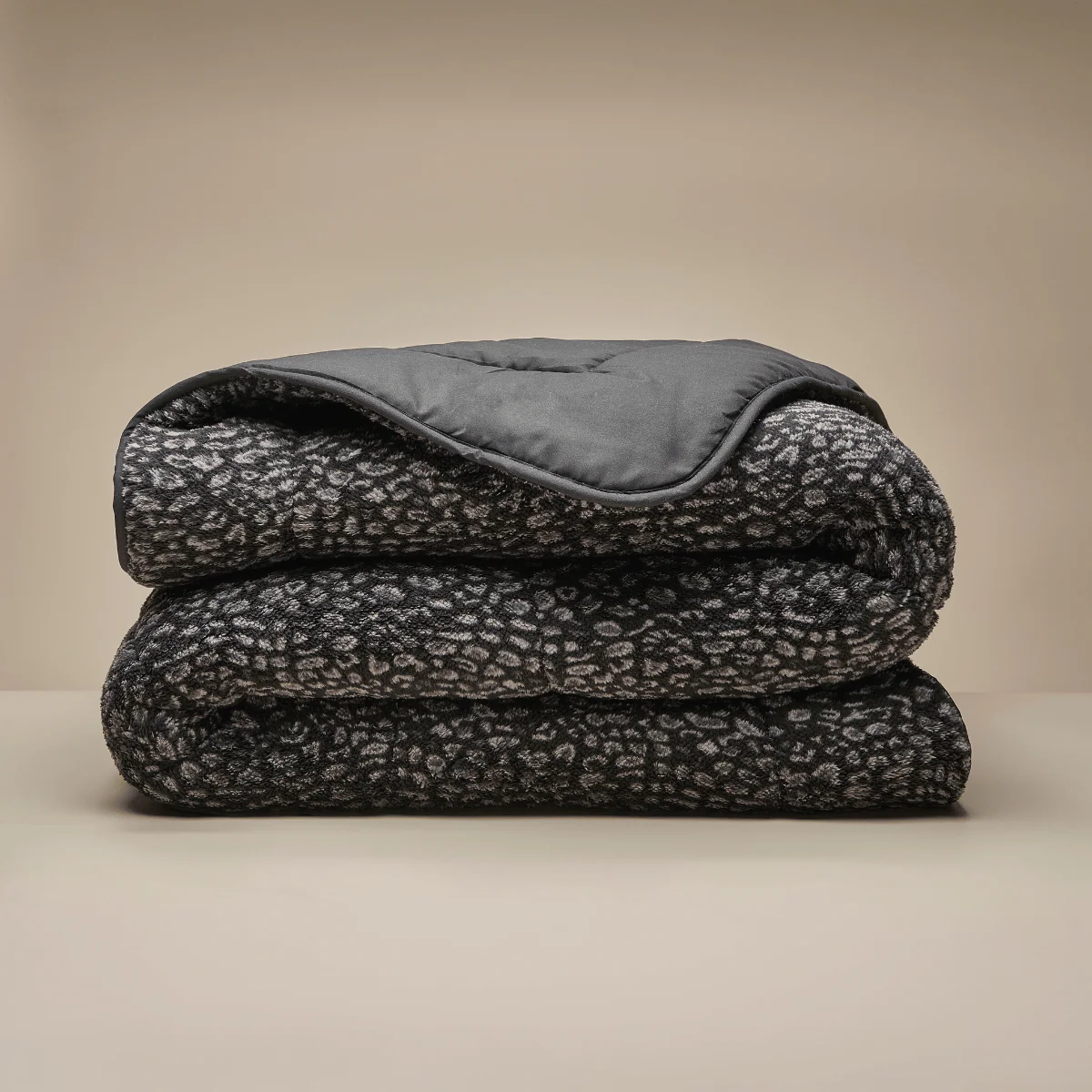 Zelesta Special Teddy Panter Dekbed - Antraciet - Image 11